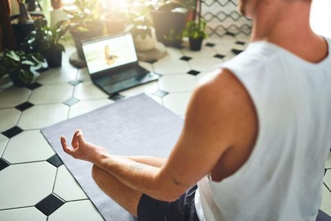 Desk Exercises Guide: Simple Ways to Stay Active at Your Desk
